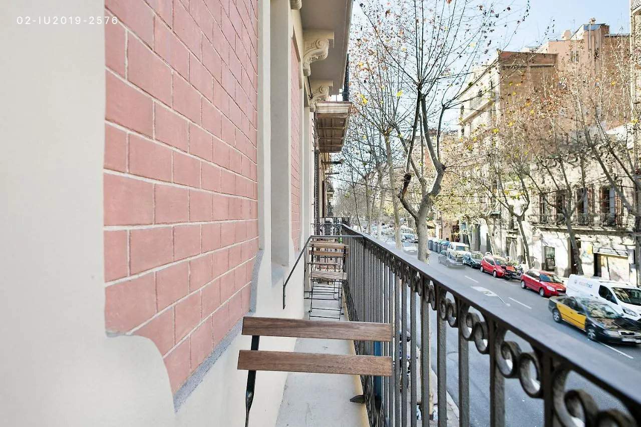 Uma Suites Sagrada Familia Barcelona Apartamento