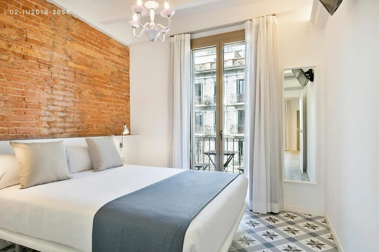 Uma Suites Sagrada Familia location