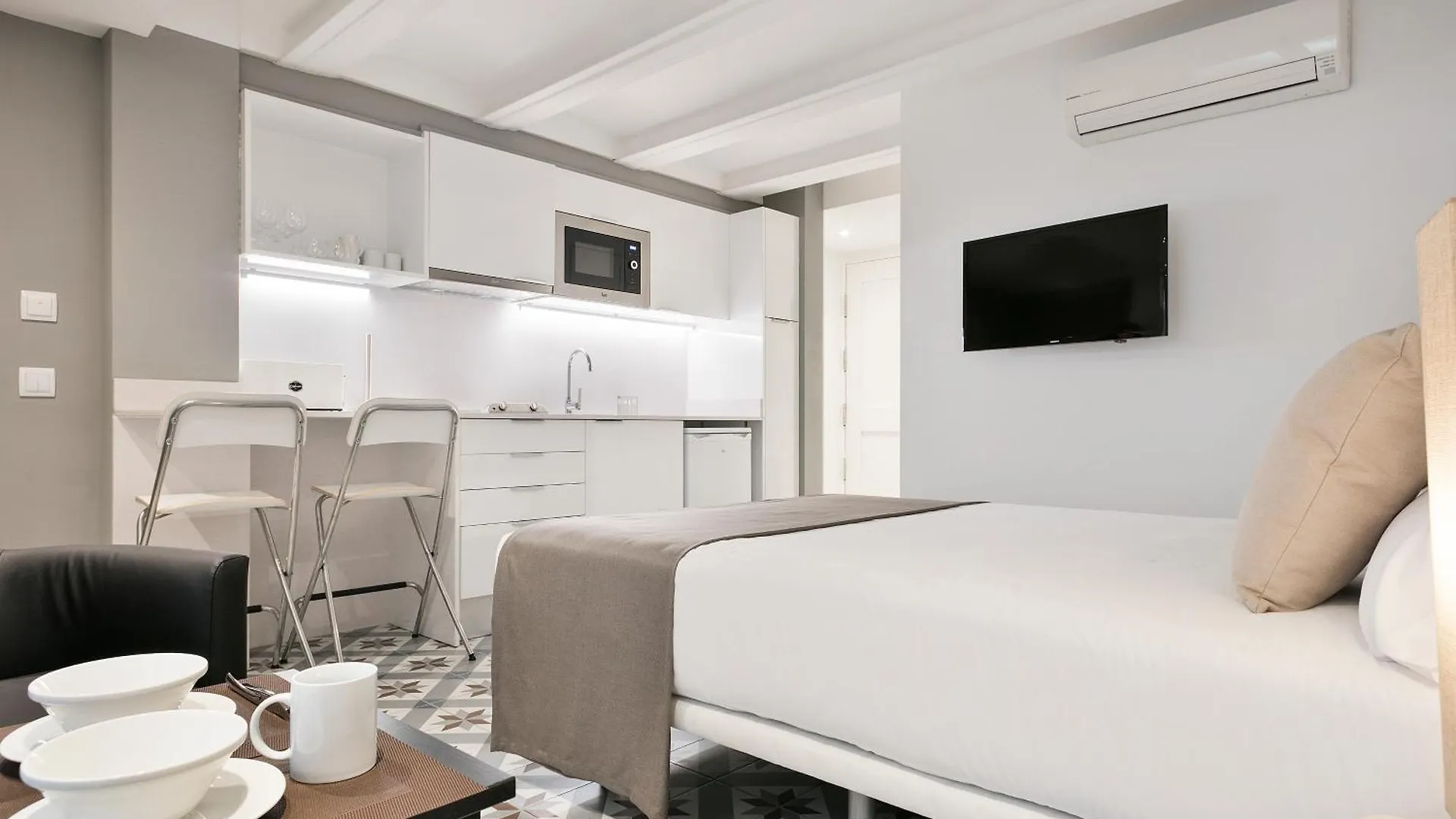 Uma Suites Sagrada Familia Barcelona 0*,  Spain